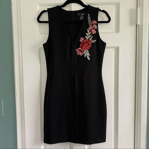 NWOT Black Aqua dress w/embroidered detail